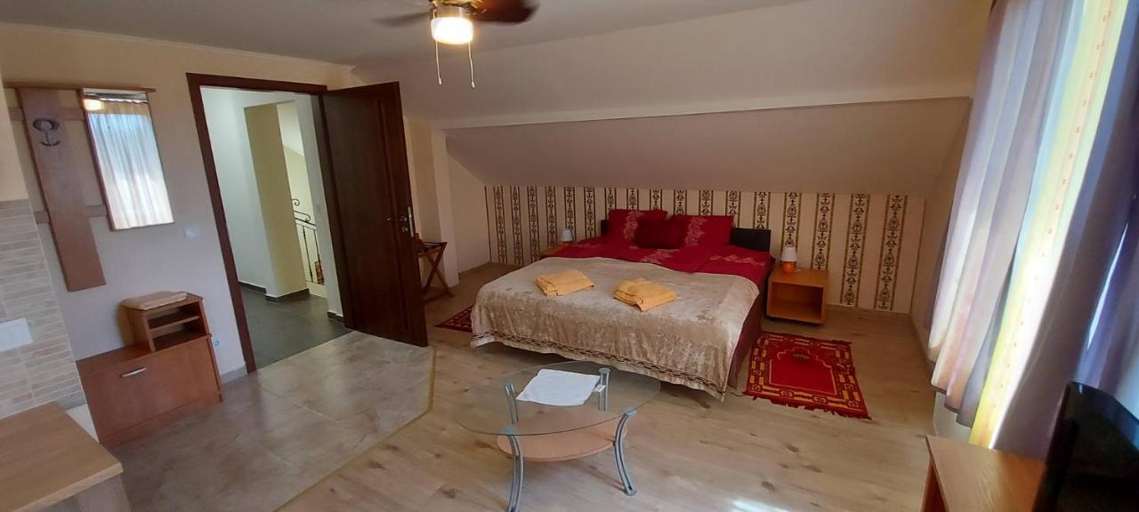 Villa Verteskacsa Vértesacsa Zewnętrze zdjęcie